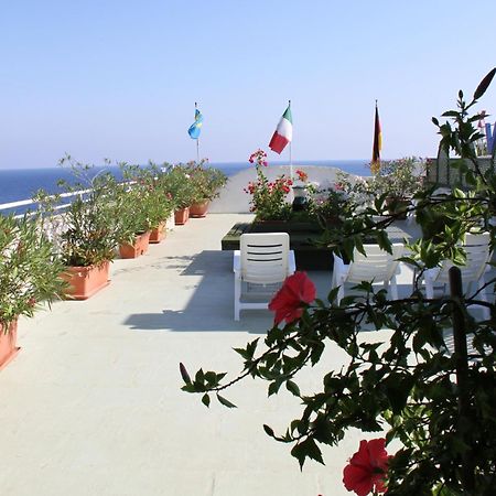 Hotel Il Vascello Marina Serra Exterior photo